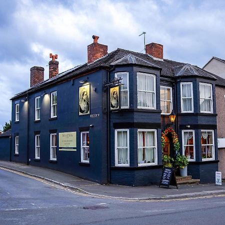 Hotel The Victoria Newcastle-under-Lyme Esterno foto